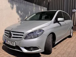 Silber Gebraucht 2013 Mercedes B180 Van / Kleinbus | 9.600 € (Superpreis)