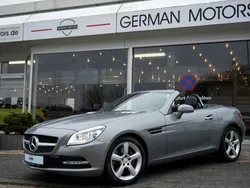 Grau Gebraucht 2015 Mercedes SLK250 Cabrio | 27.490 € (Fairer Preis)