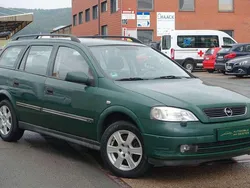 Grün Gebraucht 1999 Opel Astra Edition Kombi | 990 € (Fairer Preis)