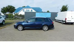 Blau Gebraucht 2015 VW Golf VII Comfortline Kombi | 7.990 € (Guter Preis)