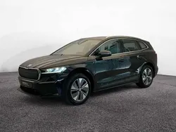 Schwarzmagic perleffekt Gebraucht 2022 Skoda Enyaq iV SUV | 30.480 € (Guter Preis)