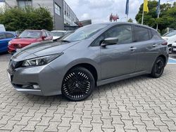 Grau Gebraucht 2022 Nissan Leaf N-Connecta Kleinwagen | 19.980 € (Fairer Preis)