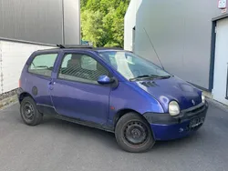 Blau Gebraucht 2002 Renault Twingo Kleinwagen | 300 €