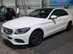 Weiß Gebraucht 2015 Mercedes C180 Avantgarde Limousine | 18.199 € (Etwas zu teuer)