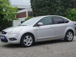 Silber Gebraucht 2009 Ford Focus Style Limousine | 3.499 € (Fairer Preis)