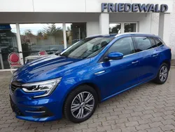 Blau Gebraucht 2023 Renault Mégane IV Intens Limousine | 23.490 € (Etwas zu teuer)