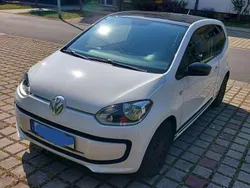 Weiß Gebraucht 2014 VW up! Cup Kleinwagen | 2.800 € (Guter Preis)