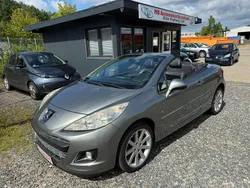 Silber Gebraucht 2009 Peugeot 207 CC Roland Garros Cabrio | 2.999 € (Guter Preis)