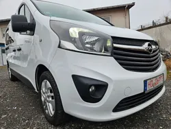Weiß Gebraucht 2015 Opel Vivaro Van | 19.700 €
