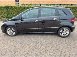 Schwarz Gebraucht 2007 Mercedes B180 Edition Van / Kleinbus | 3.500 € (Guter Preis)