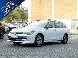 Crystal ice blue metallic Gebraucht 2025 VW Golf VIII Goal Kombi | 25.498 € (Superpreis)