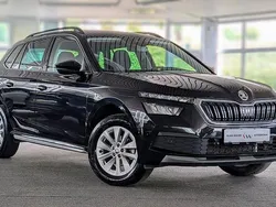 Schwarz Gebraucht 2023 Skoda Kamiq Style SUV | 18.875 €