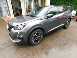 Grau Gebraucht 2021 Peugeot 2008 Allure SUV | 18.450 € (Guter Preis)