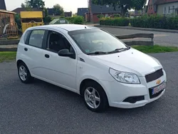 Weiß Gebraucht 2010 Chevrolet Aveo Kleinwagen | 2.350 €