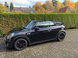Schwarz Gebraucht 2020 Mini Cooper Cabriolet Cabrio | 20.580 € (Fairer Preis)