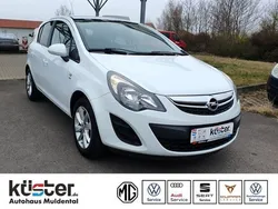 Weiß Gebraucht 2014 Opel Corsa Limousine | 5.490 €
