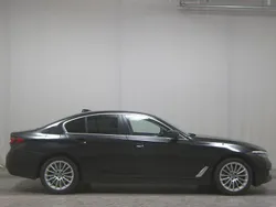 Schwarz Gebraucht 2021 BMW 520 Performance Limousine | 32.980 € (Guter Preis)