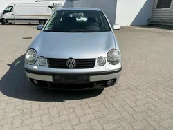 Grau Gebraucht 2002 VW Polo Limousine | 950 € (Fairer Preis)