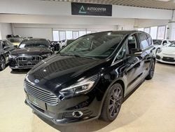 Schwarz Gebraucht 2018 Ford S-MAX Titanium Van / Kleinbus | 14.490 € (Guter Preis)