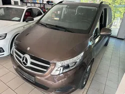 Braun Gebraucht 2017 Mercedes V200 Van / Kleinbus | 24.990 € (Etwas zu teuer)