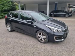 Schwarz Gebraucht 2016 Kia Ceed DREAM-TEAM Edition Limousine | 6.500 € (Guter Preis)