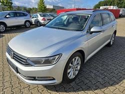 Reflexsilber metallic Gebraucht 2015 VW Passat Comfortline Kombi | 11.500 € (Fairer Preis)