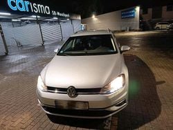 Silber Gebraucht 2018 VW Golf VII Kombi | 12.000 € (Guter Preis)