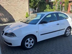 Weiß Gebraucht 2005 Seat Ibiza Kleinwagen | 2.200 € (Fairer Preis)