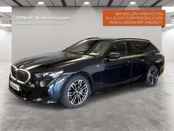 Schwarz Gebraucht 2024 BMW 540 Comfort Edition Kombi | 67.900 €