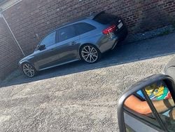 Grau Gebraucht 2015 Audi RS4 Kombi | 29.999 €