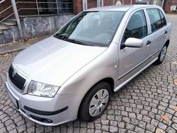 Silber Gebraucht 2005 Skoda Fabia Ambiente Limousine | 4.400 € (Teuer)