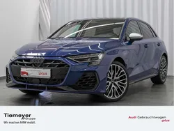 Blau Neu 2025 Audi S3 Ambiente Limousine | 49.770 € (Guter Preis)