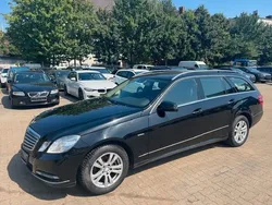 Schwarz Gebraucht 2012 Mercedes E200 Kombi | 7.999 € (Superpreis)
