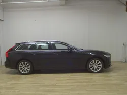 Schwarz Gebraucht 2020 Volvo V90 Momentum Kombi | 23.480 € (Guter Preis)