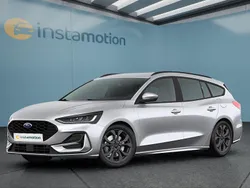 Silber Neu 2025 Ford Focus Kombi | 27.049 € (Guter Preis)