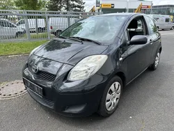 Schwarz Gebraucht 2009 Toyota Yaris Cool | 1.990 € (Teuer)