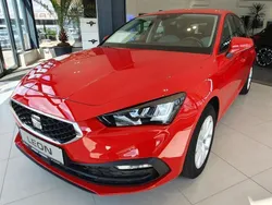 Rot Gebraucht 2022 Seat Leon Style Limousine | 15.600 € (Guter Preis)
