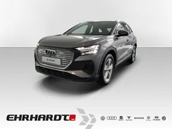 Grau Gebraucht 2024 Audi Q4 Sportback e-tron Sport SUV | 39.890 € (Teuer)