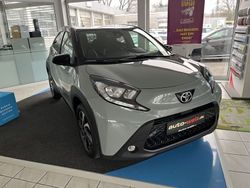 Grün Gebraucht 2024 Toyota Aygo X Team SUV | 17.980 € (Fairer Preis)