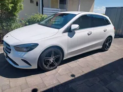 Weiß Gebraucht 2019 Mercedes B250 Van / Kleinbus | 24.900 € (Superpreis)