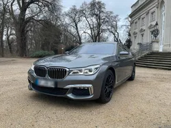 Grau Gebraucht 2017 BMW 750 M Sport Limousine | 41.500 € (Teuer)