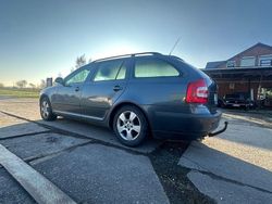 Grau Gebraucht 2008 Skoda Octavia Ambiente Kombi | 780 € (Guter Preis)