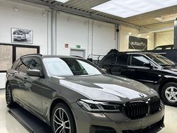 Grau Gebraucht 2021 BMW 520 M Sport Kombi | 40.490 € (Teuer)