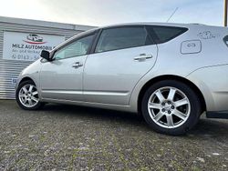 Silver metallic Gebraucht 2004 Toyota Prius Executive Kleinwagen | 4.480 € (Fairer Preis)