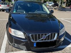 Schwarz Gebraucht 2009 Volvo V70 Momentum Kombi | 3.899 € (Teuer)