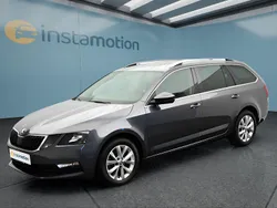 Grau Gebraucht 2020 Skoda Octavia Kombi | 16.449 € (Guter Preis)