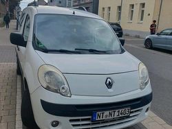 Weiß Gebraucht 2010 Renault Kangoo Van / Kleinbus | 2.900 €