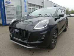 Agate black metallic Neu 2024 Ford Puma Titanium SUV | 27.170 € (Fairer Preis)