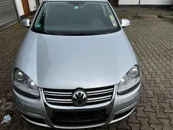 Silber Gebraucht 2007 VW Golf V Sportline Kombi | 2.450 € (Guter Preis)