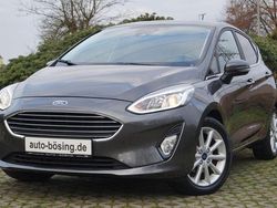 Grau Gebraucht 2018 Ford Fiesta Titanium Limousine | 12.990 € (Fairer Preis)